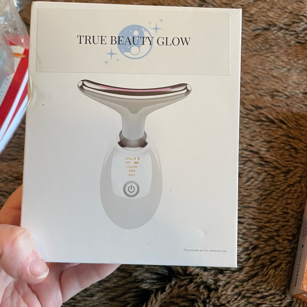 True Beauty Glow Facial Massager